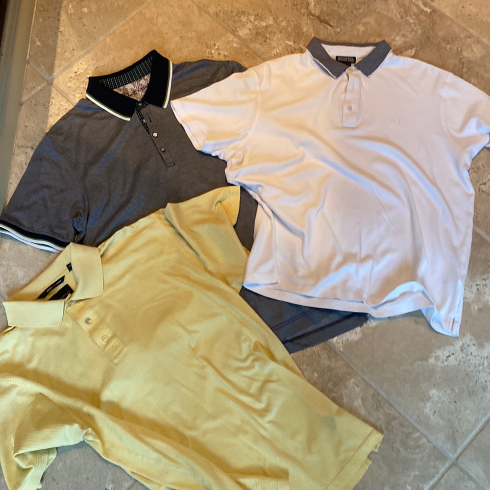 3 men's short sleeve knit shirts